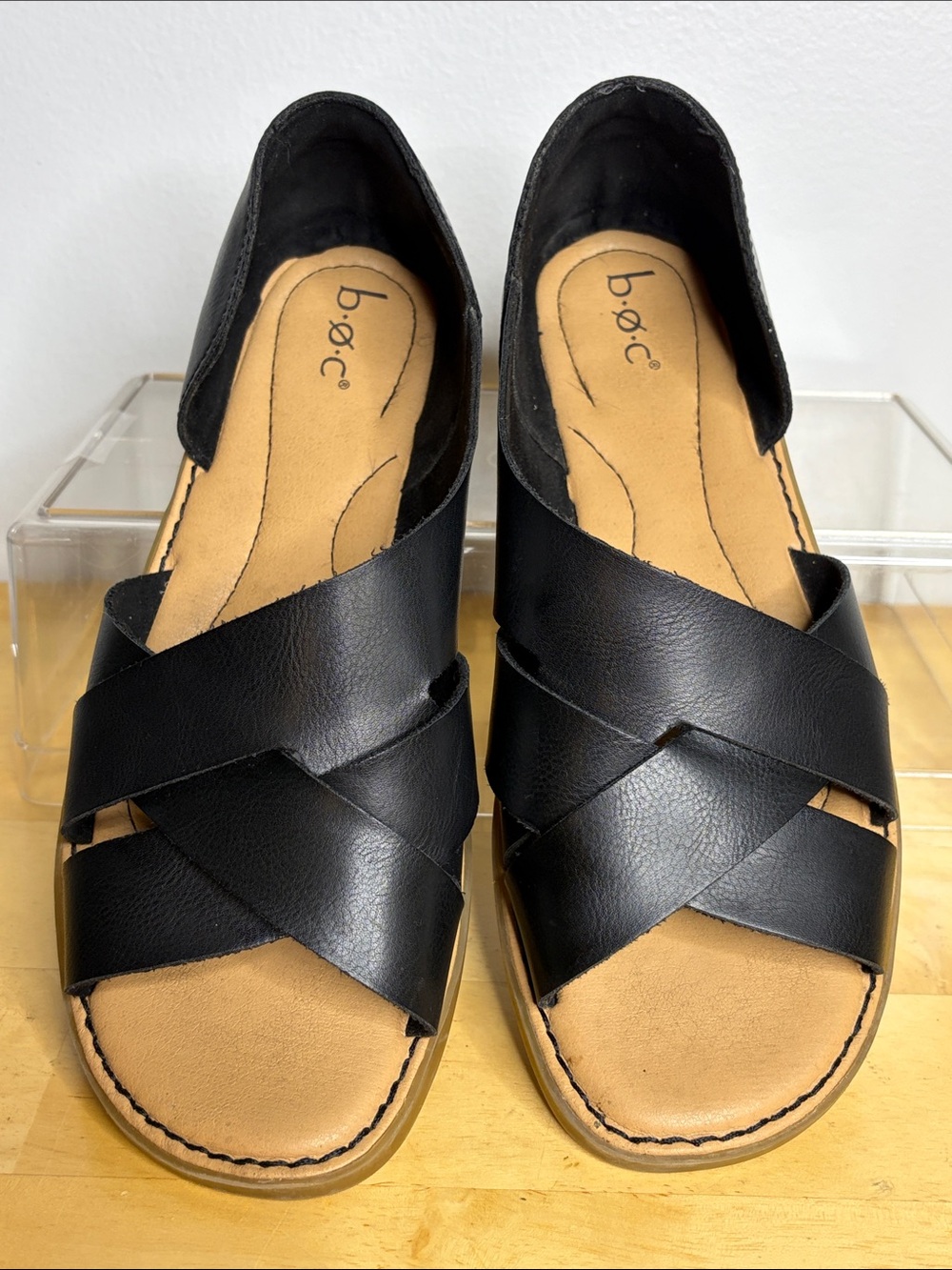 b.o.c. Women’s Black Crisscross Slide Sandals